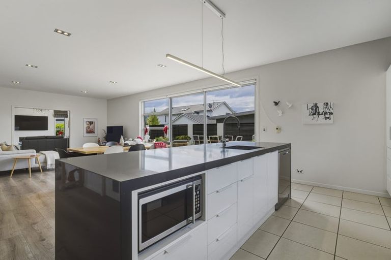 Photo of property in 48 Holyport Close, Fairfield, Dunedin, 9018