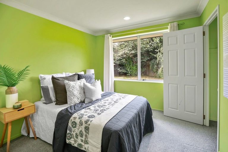 Photo of property in 6 Spinnaker Drive, Flagstaff, Hamilton, 3210