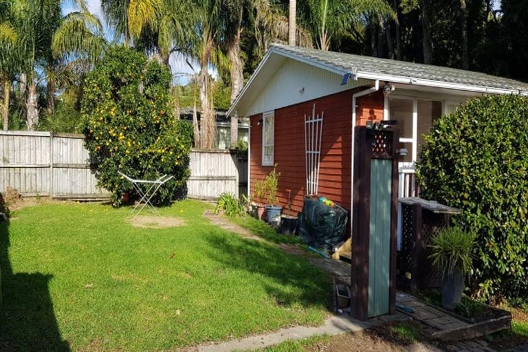 Photo of property in 53 Lawrence Crescent, Hillpark, Auckland, 2102