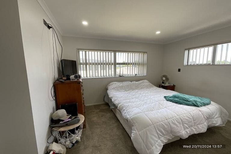 Photo of property in 2 Ambedkar Way, Pukekohe, 2120