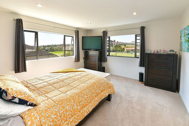 Photo of property in 4 Bella Vista Drive, Gulf Harbour, Whangaparaoa, 0930