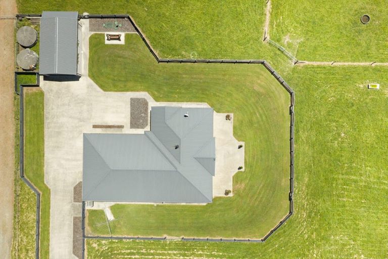 Photo of property in 118 Clevely Line, Bunnythorpe, Palmerston North, 4478