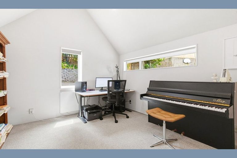 Photo of property in 15b Perth Street, Ngaio, Wellington, 6035