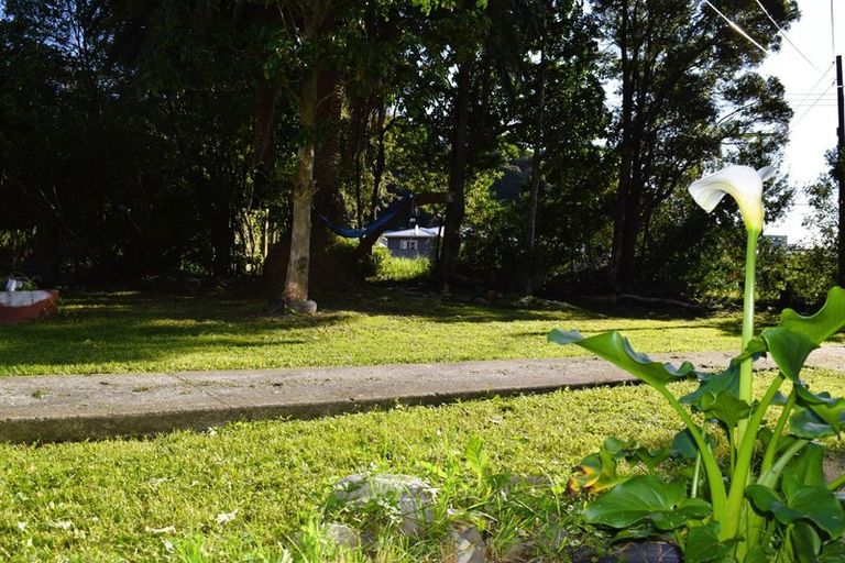 Photo of property in 44 Ruahine Street, Paraparaumu, 5032