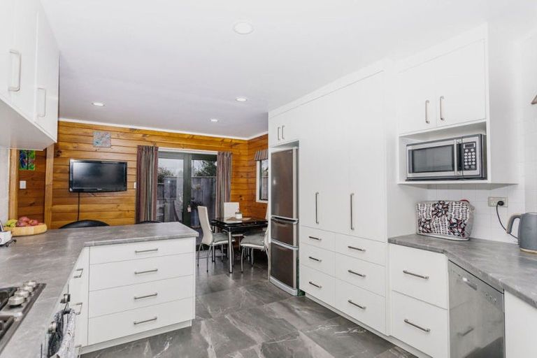 Photo of property in 24 Ruahine Street, Dannevirke, 4930