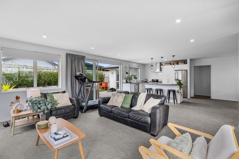 Photo of property in 110 Puhirake Crescent, Pyes Pa, Tauranga, 3112