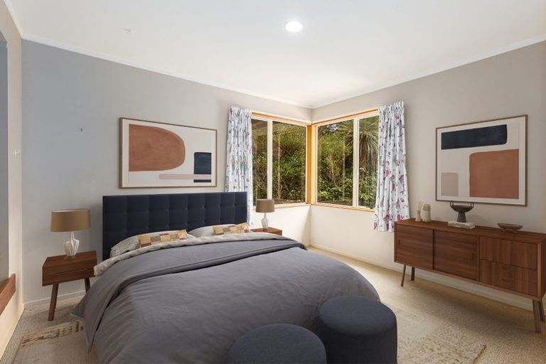 Photo of property in 19 Marama Terrace, Eastbourne, Lower Hutt, 5013