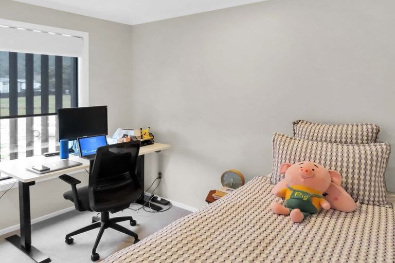 Photo of property in 7 Fitch Lane, Wallaceville, Upper Hutt, 5018