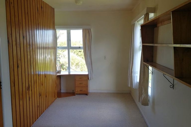Photo of property in 25 Williamson Avenue, Belmont, Auckland, 0622