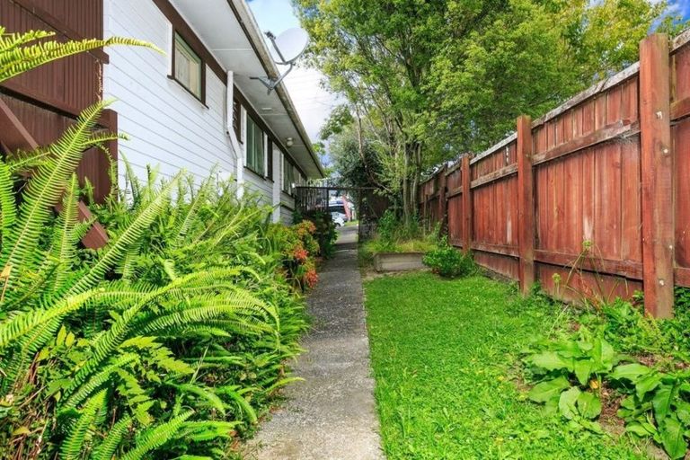 Photo of property in 1/178 Archers Road, Glenfield, Auckland, 0629