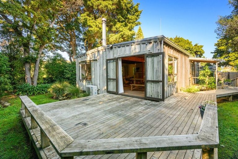 Photo of property in 6 Lincoln Street, Ashhurst, 4810