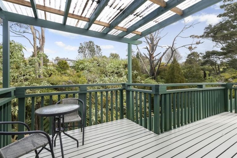 Photo of property in 33 Alidade Place, Massey, Auckland, 0614