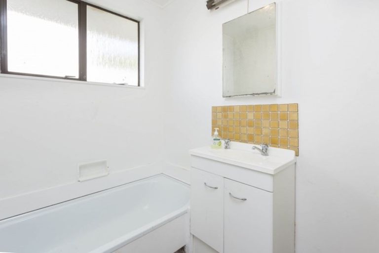 Photo of property in 15b Amber Grove, Birchville, Upper Hutt, 5018