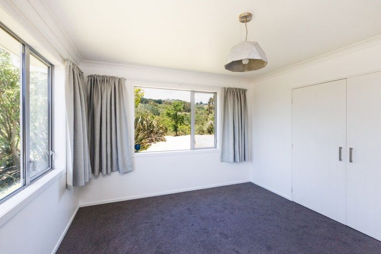 Photo of property in 8 Ridgeview Road, Aokautere, Palmerston North, 4471