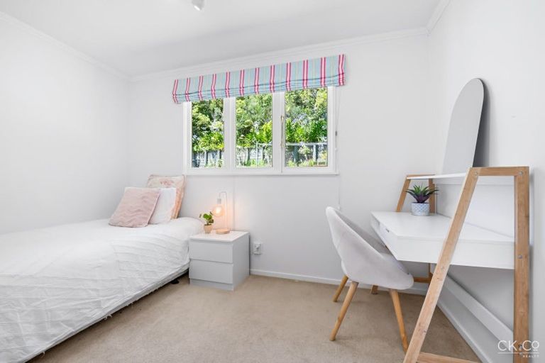 Photo of property in 14 Chichester Drive, Pinehaven, Upper Hutt, 5019