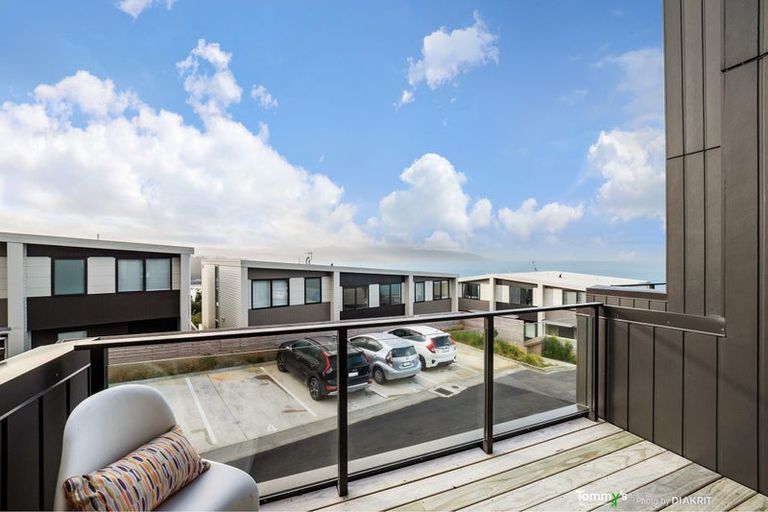 Photo of property in 16/52 High Street, Island Bay, Wellington, 6023