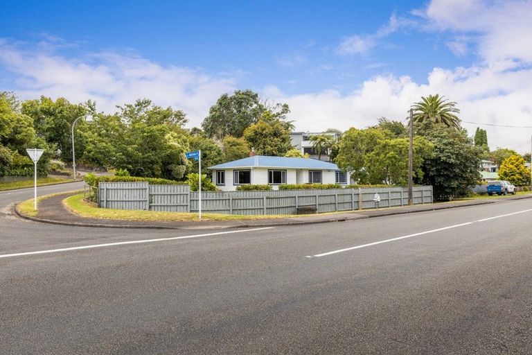 Photo of property in 79 Awanui Street, Merrilands, New Plymouth, 4312