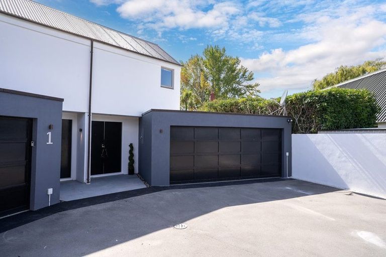 Photo of property in 2/37 Poynder Avenue, Merivale, Christchurch, 8014