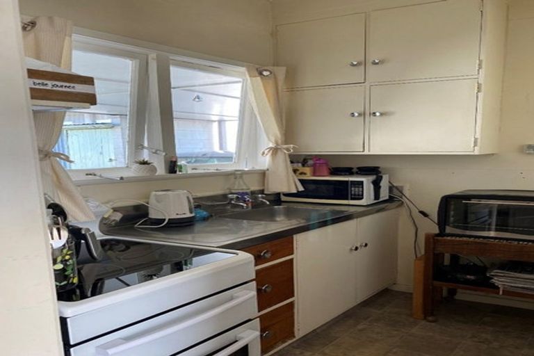 Photo of property in 2/1305 Cardiff Place, Mayfair, Hastings, 4122