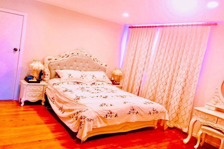 Photo of property in 12 Kereru Street, Henderson, Auckland, 0612