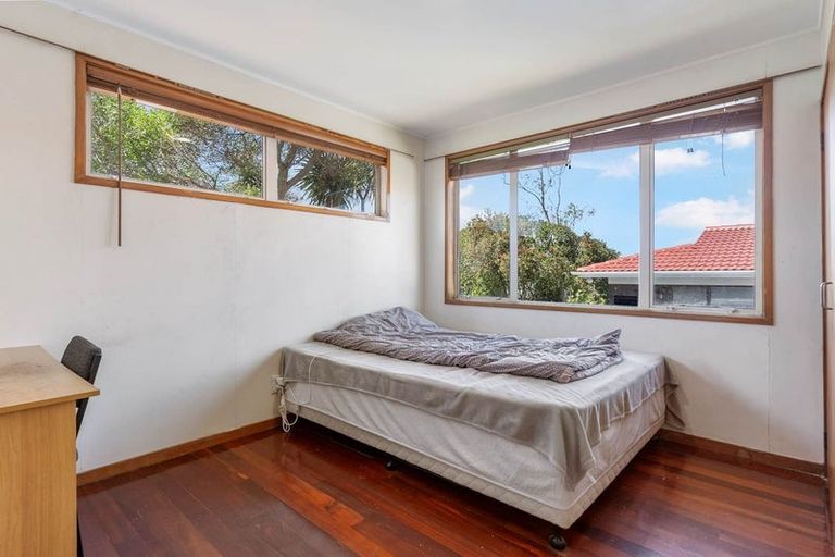 Photo of property in 15 Pooley Street, Pakuranga Heights, Auckland, 2010