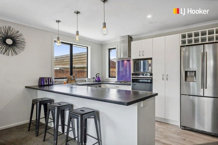 Photo of property in 35 Thorn Street, Caversham, Dunedin, 9012