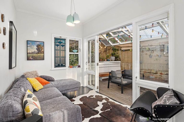 Photo of property in 32 Rose Street, Wadestown, Wellington, 6012