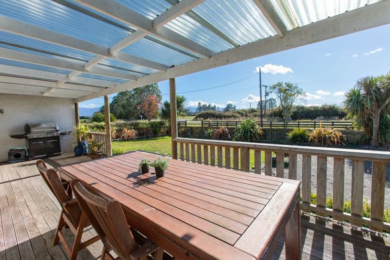 Photo of property in 6 Whenuahou Road, Takapau, Norsewood, 4974