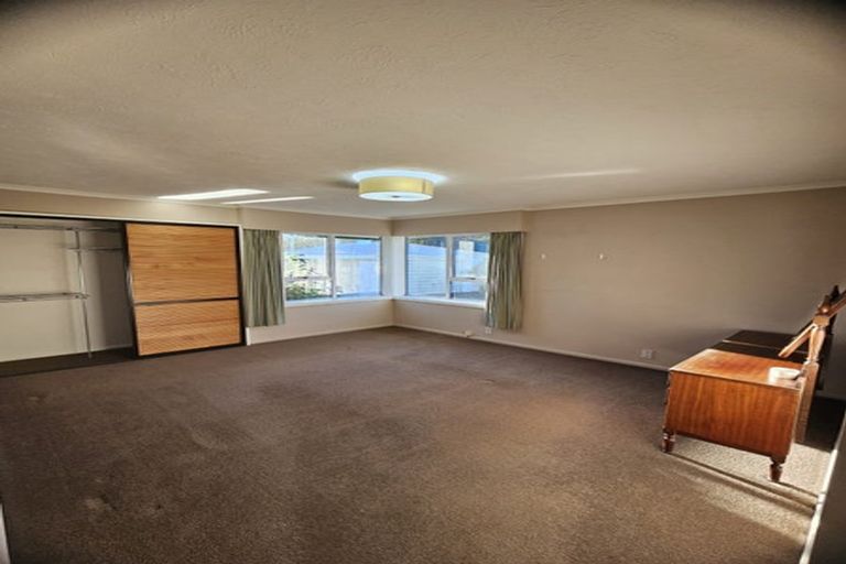 Photo of property in 36 Springbank Street, Bryndwr, Christchurch, 8053