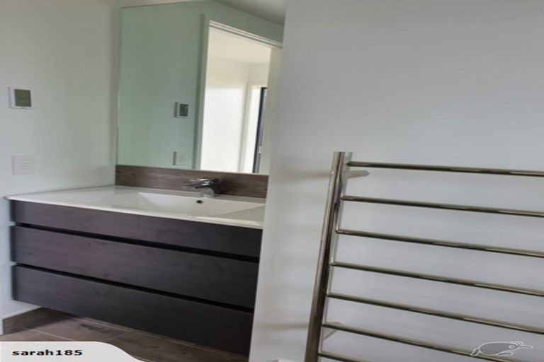 Photo of property in 12 Mears Road, St Andrews, Hamilton, 3200