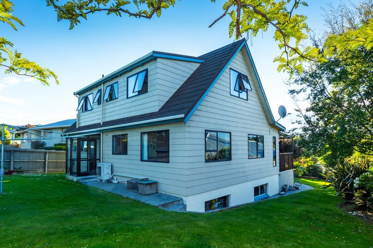 Photo of property in 19 Cook Street, Oceanview, Timaru, 7910