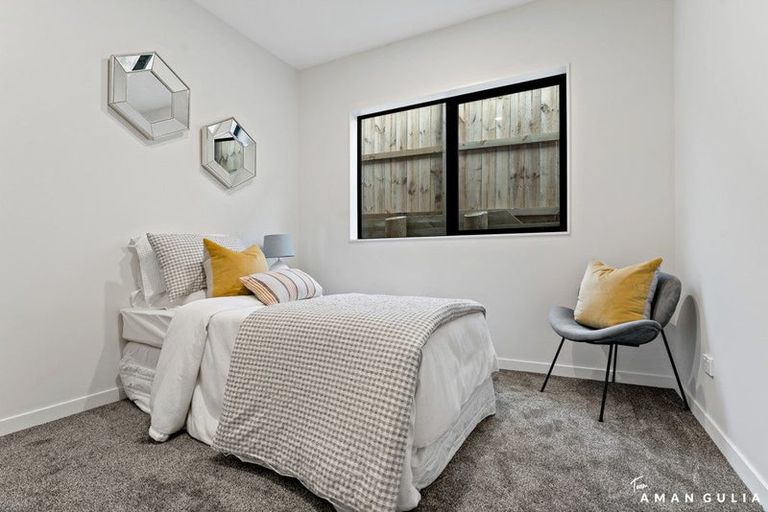 Photo of property in 6 Whakairo Crescent, Gulf Harbour, Whangaparaoa, 0930