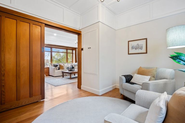 Photo of property in 4 Hackthorne Road, Cashmere, Christchurch, 8022