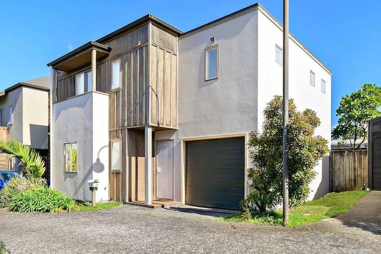 Photo of property in 50a Arawa Street, New Lynn, Auckland, 0600