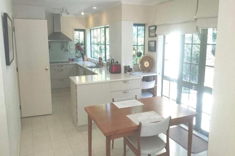 Photo of property in 58 Seabreeze Road, Narrow Neck, Auckland, 0624