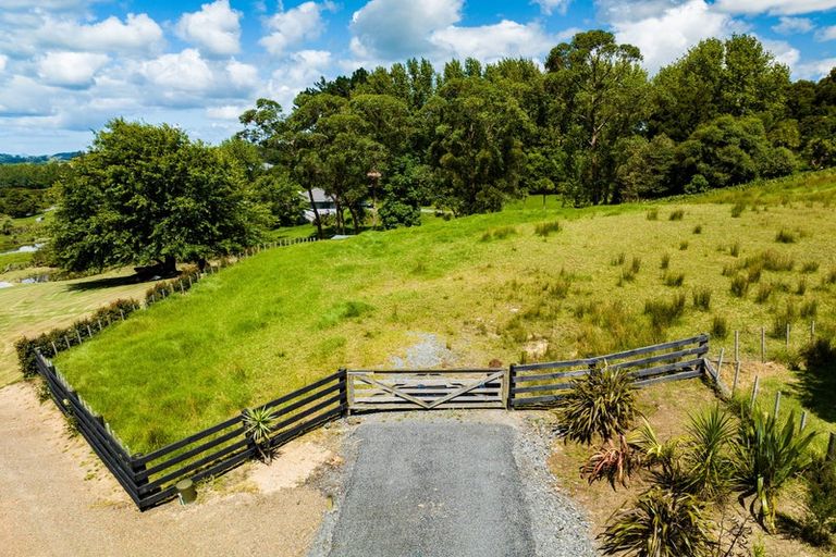 Photo of property in 637b Ormandy Road, Mangapai, 0178