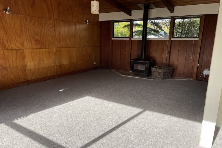 Photo of property in 25 Kopiko Road, Titirangi, Auckland, 0604