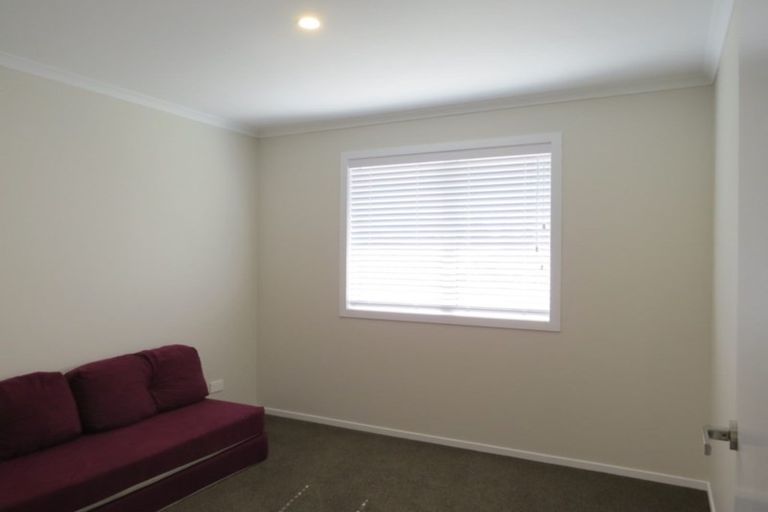 Photo of property in 64 Golden Shore Place, Coromandel, 3506