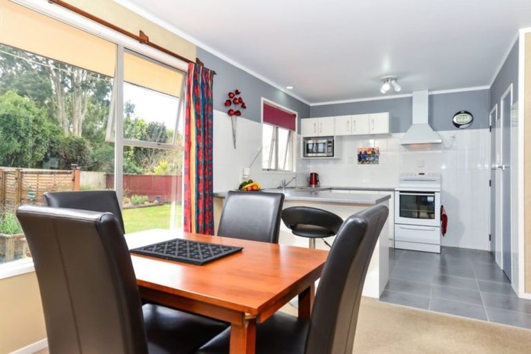 Photo of property in 30 Totara Drive, St Andrews, Hamilton, 3200