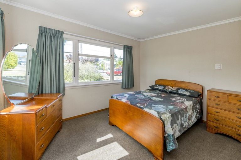 Photo of property in 9 Bowen Street, Levin, 5510