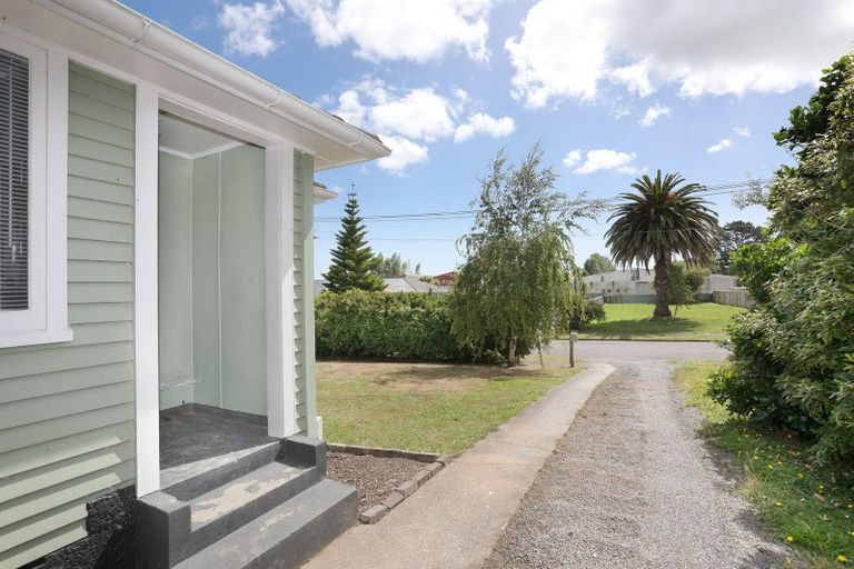 Photo of property in 34 Ahuru Street, Marton, 4710