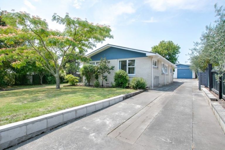 Photo of property in 23 James Cook Street, Havelock North, 4130