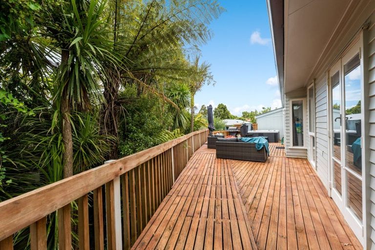 Photo of property in 5 Illana Place, Ranui, Auckland, 0612
