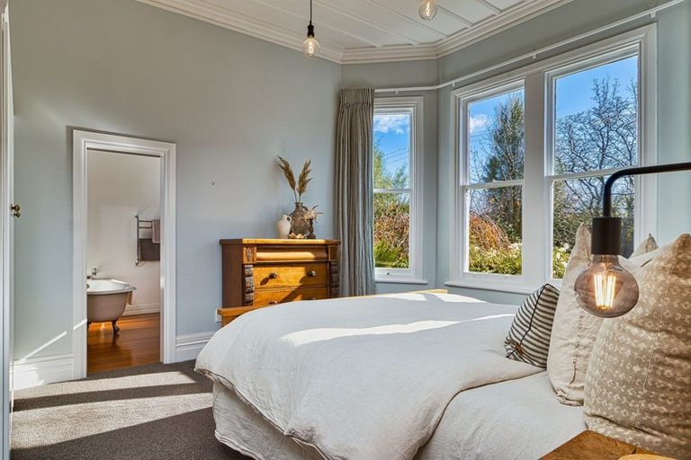 Photo of property in 49 Te Aute Road, Havelock North, 4130