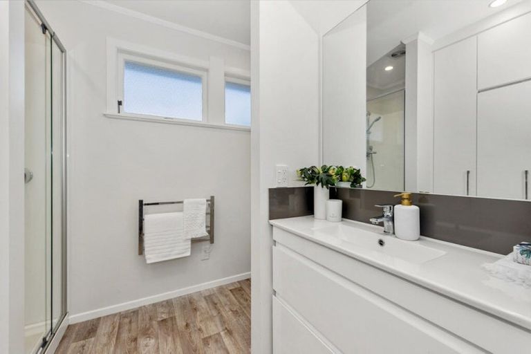 Photo of property in 52b Berkley Avenue, Hillcrest, Hamilton, 3216