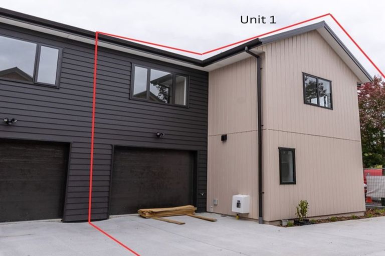 Photo of property in 1/4 Marama Street, Castor Bay, Auckland, 0620