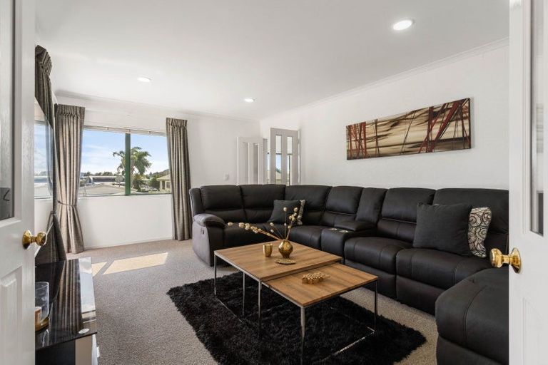 Photo of property in 338 Waterways Parade, Pauanui, Hikuai, 3579