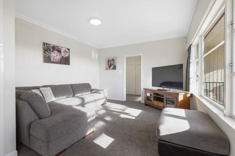 Photo of property in 59a Livingstone Avenue, Nawton, Hamilton, 3200