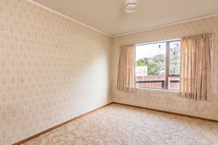 Photo of property in 1/170 Titirangi Road, New Lynn, Auckland, 0600