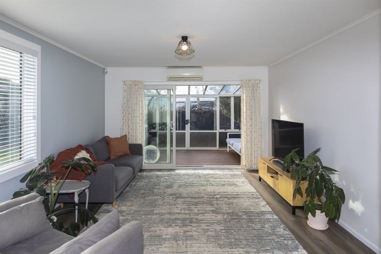 Photo of property in 2 Bolero Place, Parklands, Christchurch, 8083